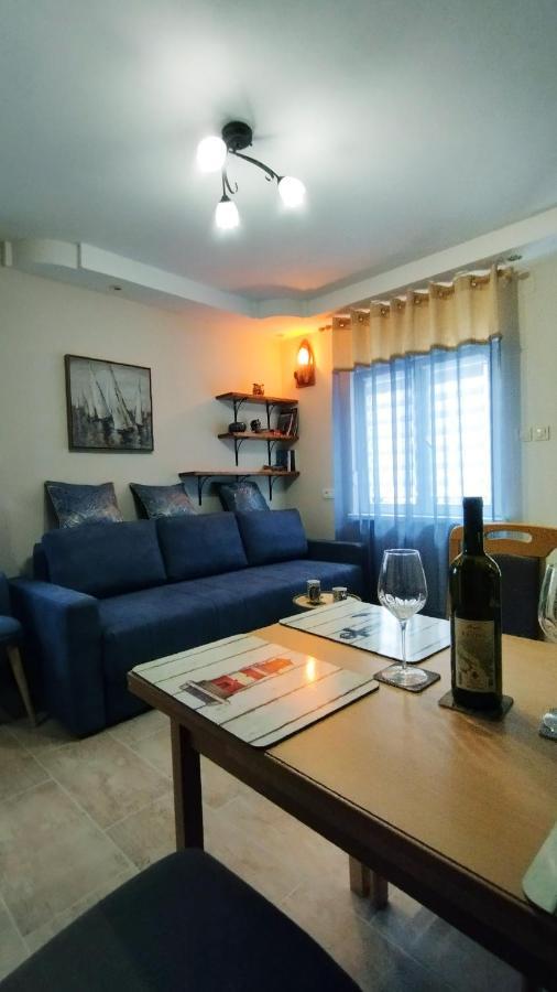 Apartments Aleksandra ริซาน ภายนอก รูปภาพ