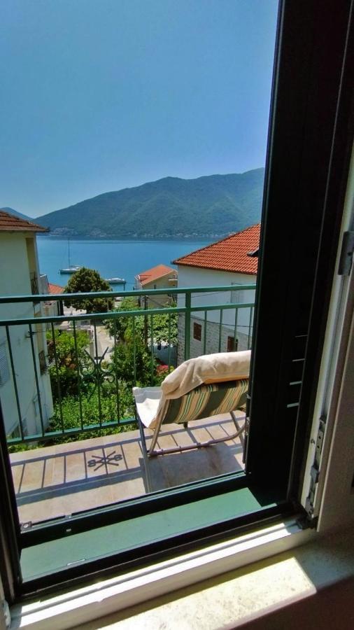 Apartments Aleksandra ริซาน ภายนอก รูปภาพ